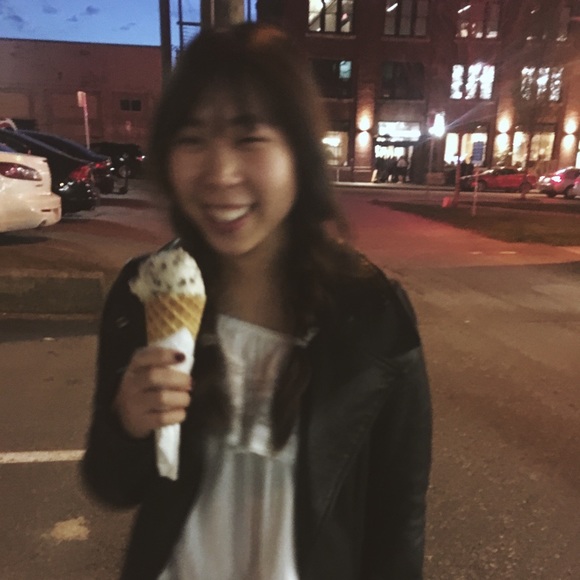 Meet your Posher, Michelle - Picture 1 of 1